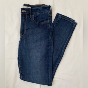 Levi’s | 721 High Rise Skinny Blue Jeans